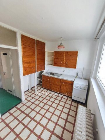 Eladó téglalakás, Miskolcon 34 M Ft, 2 szobás