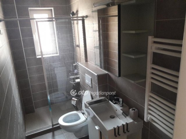 Eladó téglalakás, Budapesten, VIII. kerületben 47.9 M Ft