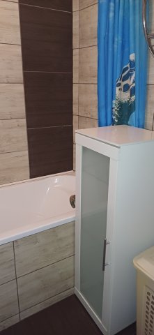 Kiadó panellakás, albérlet, XXI. kerületben, Dunadűlő úton