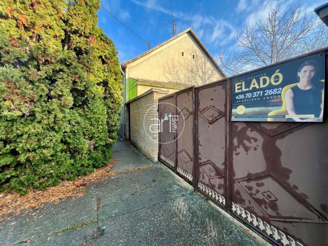 Eladó családi ház, Szegeden 65 M Ft, 2+1 szobás