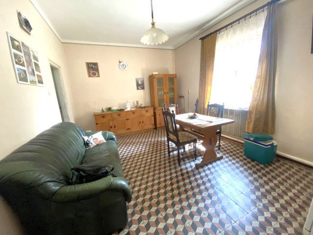 Eladó családi ház, Jakabszálláson 42 M Ft, 3 szobás