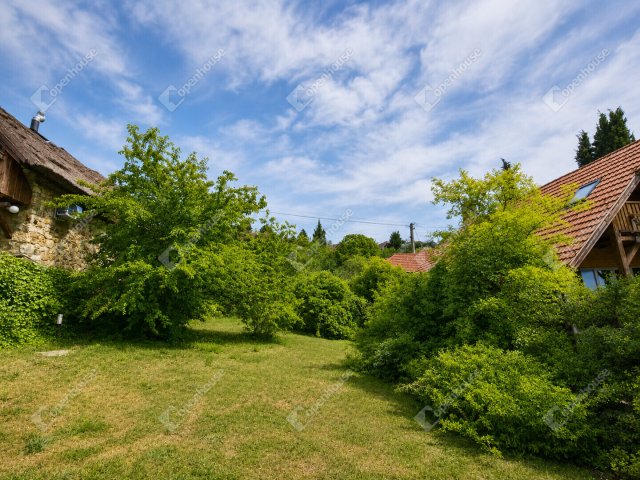 Eladó telek, Velencén 65 M Ft / költözzbe.hu