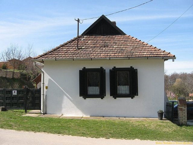 Eladó üzlethelyiség, Gannán 59.9 M Ft / költözzbe.hu