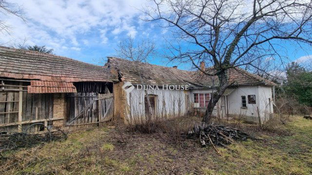 Eladó családi ház, Telekin 25 M Ft, 2 szobás
