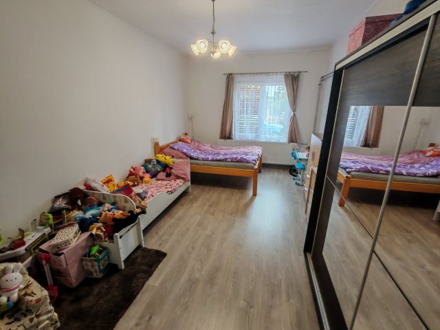 Eladó családi ház, Bakonysárkányban 35 M Ft, 3 szobás