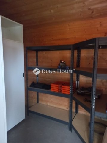 Eladó családi ház, Dunaharasztin 95.5 M Ft, 4+1 szobás