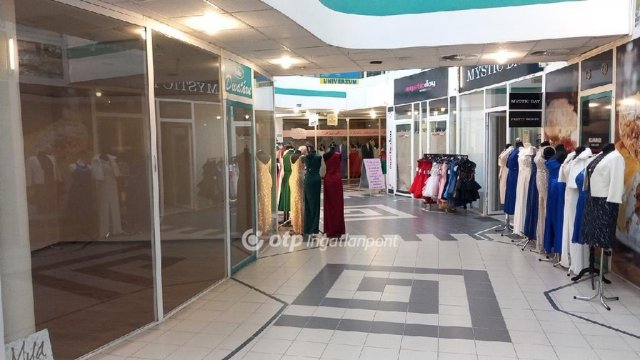 Eladó üzlethelyiség, Nyíregyházán 11.8 M Ft, 1 szobás