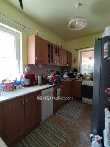 Eladó családi ház, Egerágon 60 M Ft, 4 szobás