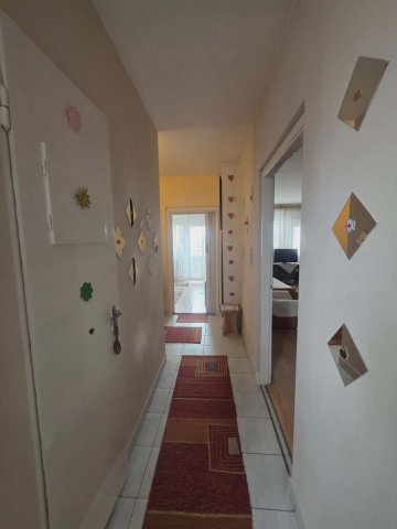 Eladó panellakás, Dunaújvárosban, Köztársaság úton 32.9 M Ft