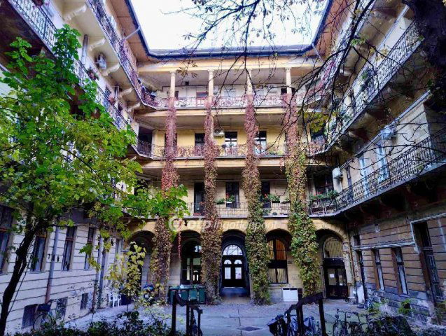 Eladó téglalakás, Budapesten, IX. kerületben 108.9 M Ft