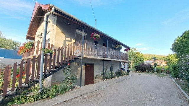 Eladó családi ház, Mendén 65.9 M Ft, 2 szobás