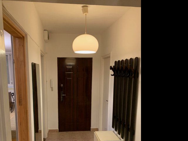 Kiadó téglalakás, albérlet, III. kerületben, Toboz utcában