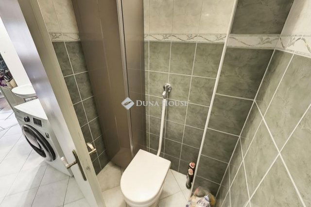 Eladó családi ház, Kecskeméten 119 M Ft, 6 szobás