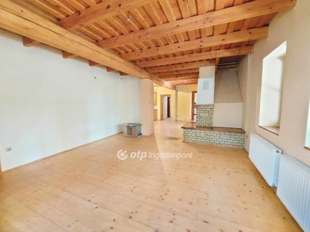 Eladó családi ház, Kecskeméten 124.9 M Ft, 1+4 szobás