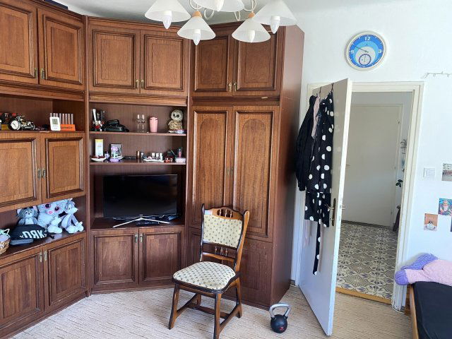 Eladó téglalakás, Győrött 41.9 M Ft, 3 szobás