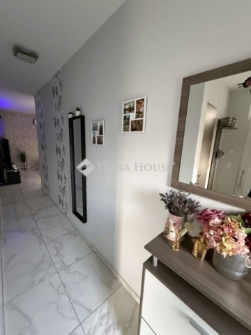 Eladó családi ház, Kecskeméten 98 M Ft, 4 szobás