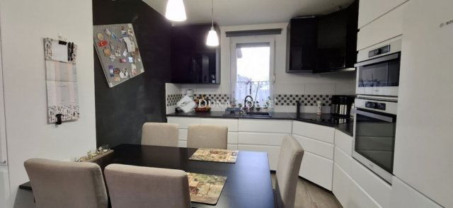 Eladó ikerház, Halásztelken 128 M Ft, 5 szobás