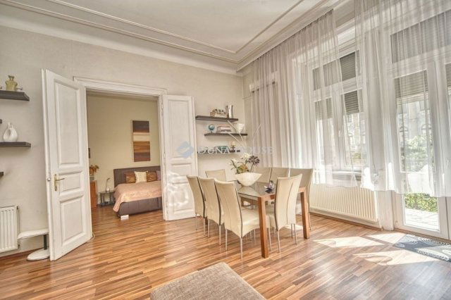 Eladó téglalakás, Budapesten, VIII. kerületben 171 M Ft