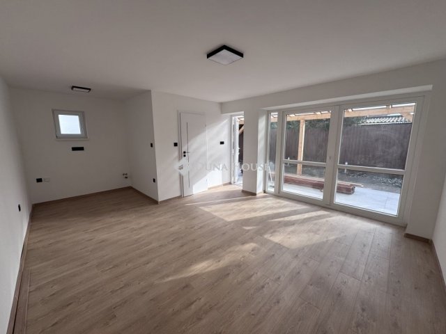 Eladó téglalakás, Harkányban 29.99 M Ft, 1 szobás