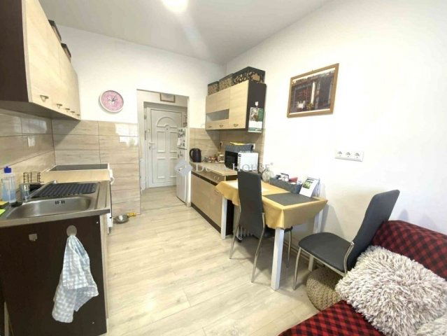 Eladó téglalakás, Nyergesújfaluban 36.9 M Ft, 2 szobás