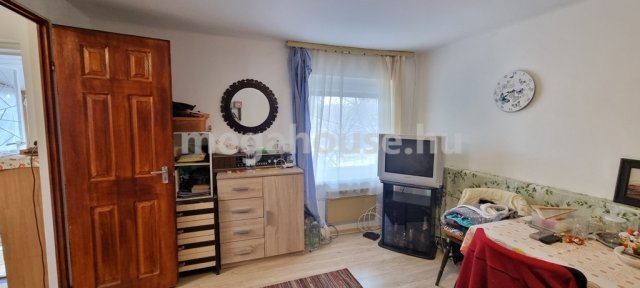 Eladó nyaraló, Törökbálinton 23.9 M Ft, 1 szobás