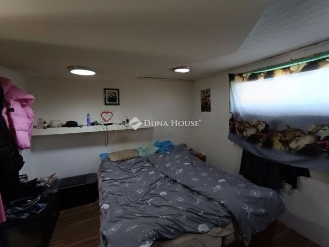 Eladó családi ház, Tápióbicskén 24.9 M Ft, 4 szobás