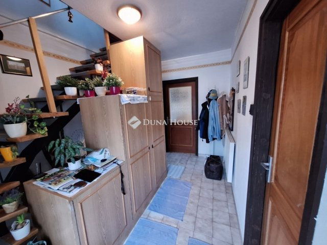 Eladó ikerház, Budapesten, XVI. kerületben 148 M Ft, 4+1 szobás