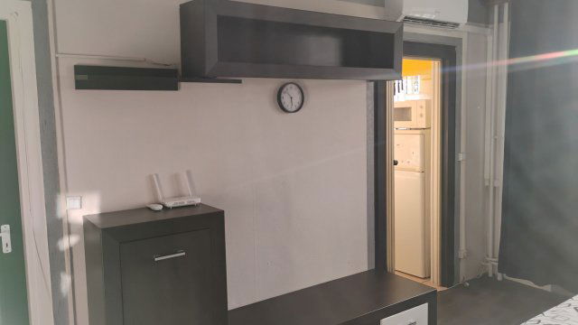 Kiadó panellakás, albérlet, Debrecenben 195 E Ft / hó, 1 szobás