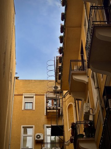 Kiadó téglalakás, albérlet, V. kerületben, Veres Pálné utcában