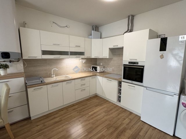 Eladó családi ház, Budapesten, IV. kerületben 78.9 M Ft