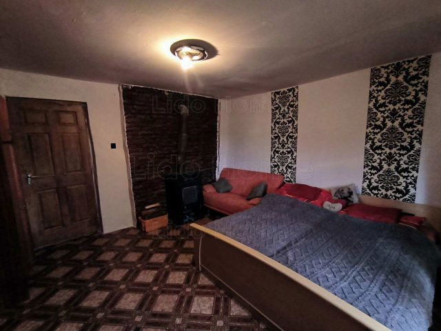 Eladó családi ház, Győrszemerén 34.999 M Ft, 7+1 szobás