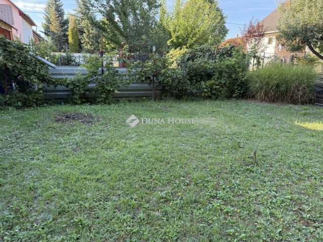 Eladó nyaraló, Mezőkövesden 51 M Ft, 4 szobás