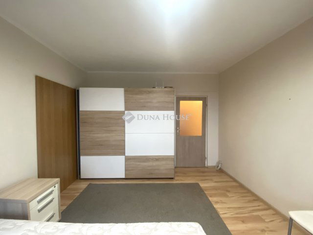 Eladó panellakás, Budapesten, XIV. kerületben 73.85 M Ft