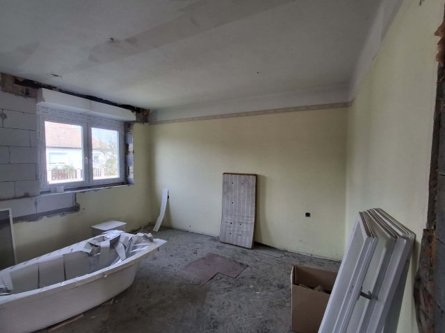 Eladó téglalakás, Kompolton 23 M Ft / költözzbe.hu