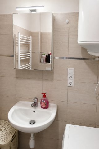 Eladó téglalakás, Fóton 34.99 M Ft, 1 szobás