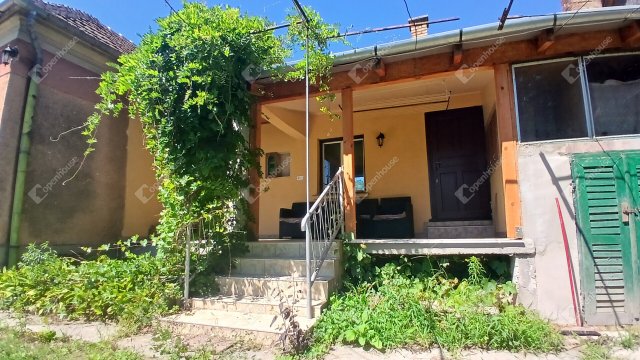 Eladó családi ház, Alsónemesapátiban 27.9 M Ft, 3 szobás