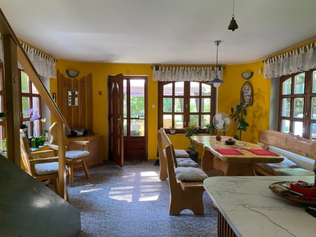 Eladó családi ház, Pilisborosjenőn 98 M Ft, 2+1 szobás