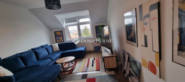 Eladó téglalakás, Keszthelyen 79.99 M Ft, 3 szobás