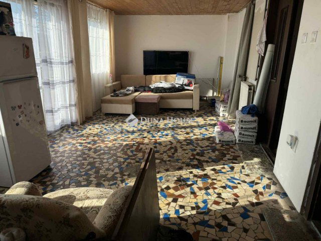 Eladó nyaraló, Bicskén 26.9 M Ft, 3 szobás