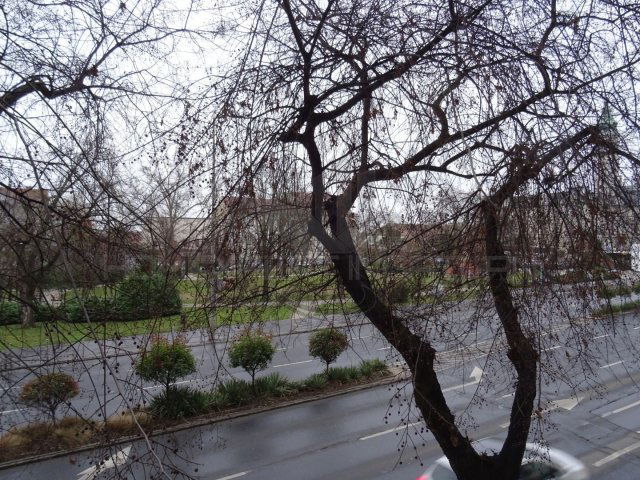 Eladó téglalakás, Győrött 60.99 M Ft, 3 szobás