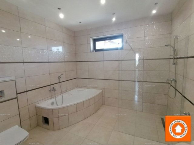 Eladó családi ház, Iváncsán 85 M Ft, 4 szobás