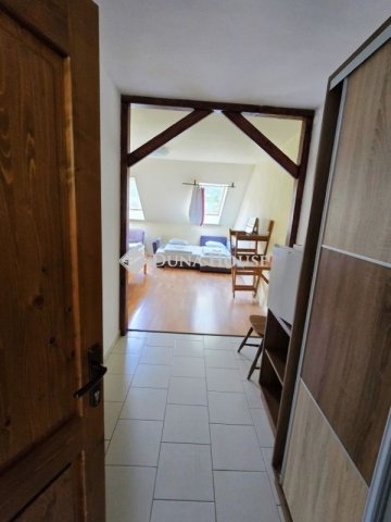 Eladó ipari ingatlan, Orfűn 429.9 M Ft / költözzbe.hu