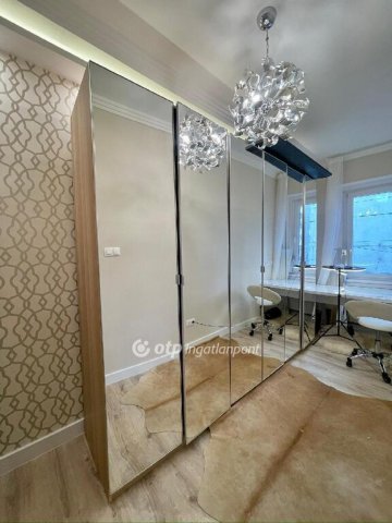 Eladó téglalakás, Budapesten, XIII. kerületben 200 M Ft