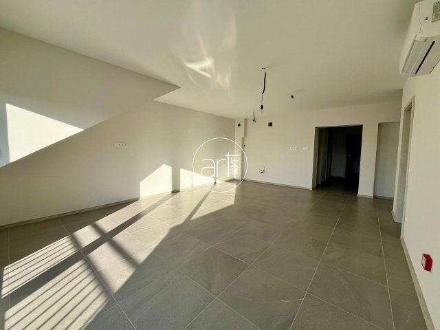 Eladó téglalakás, Szegeden, Szent-Györgyi Albert utcában