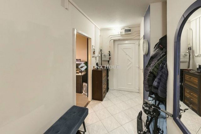 Eladó panellakás, Kecskeméten 58 M Ft, 3 szobás