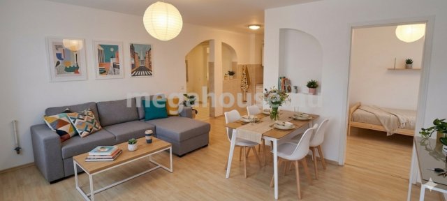 Eladó téglalakás, Budapesten, IV. kerületben, Nádor utcában