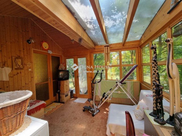 Eladó nyaraló, Velencén 45.9 M Ft, 2 szobás