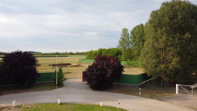 Eladó ipari ingatlan, Táborfalván 220 M Ft / költözzbe.hu