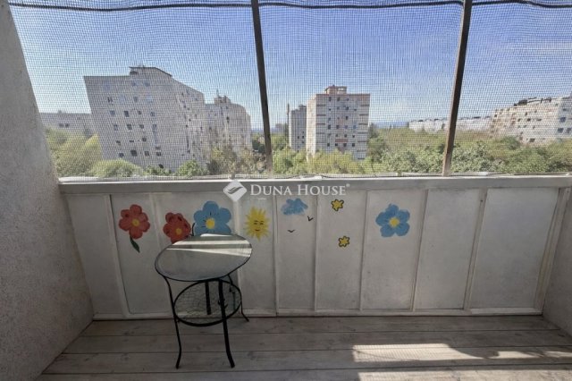 Eladó panellakás, Budapesten, XV. kerületben 65.5 M Ft, 3 szobás