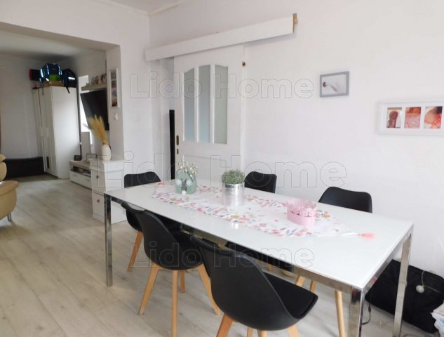 Eladó családi ház, Balatonfőkajáron 76.9 M Ft, 5 szobás